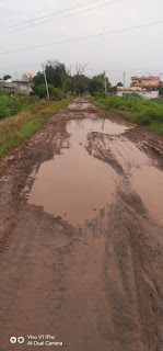 खराब रास्ते से जाने को मजबूर ग्रामीण जवाबदारो का ध्यान नहीं