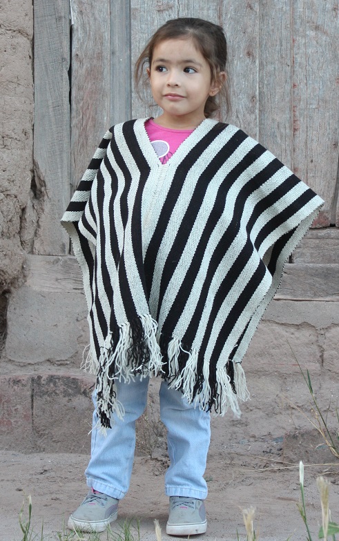 Poncho de Oveja Nº 008 "Familia Avar Saracho"  SOLO POR PEDIDO