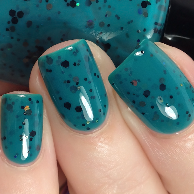 Glisten & Glow-Mystery Polish August 2020