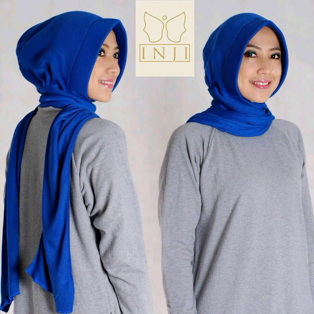 Jilbab instant langsung pakai warna biru langit  berbahan kaos rib,praktis dan mudah dipakai