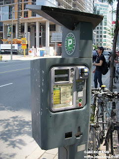 Eastern Canada Road Trip | Toronto Street Parking Problems