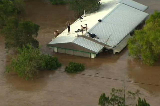 floods in queensland