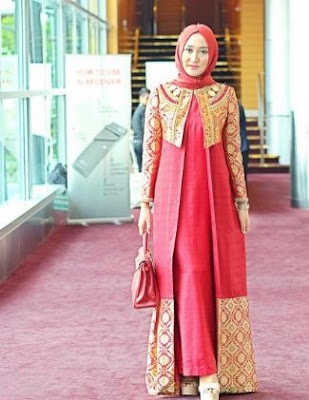 baju muslim kombinasi celana panjang berhijab