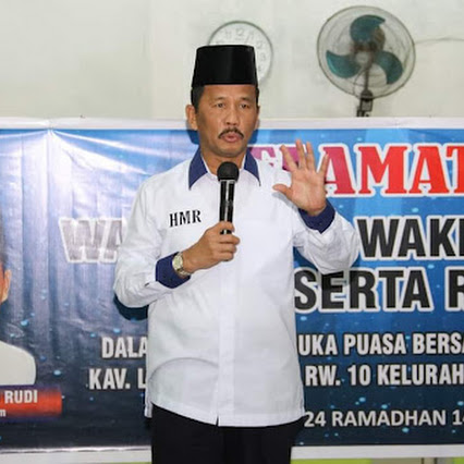 Safari Ramadhan ke Sagulung, Walikota Salurkan Bantuan Pembangunan Mesjid