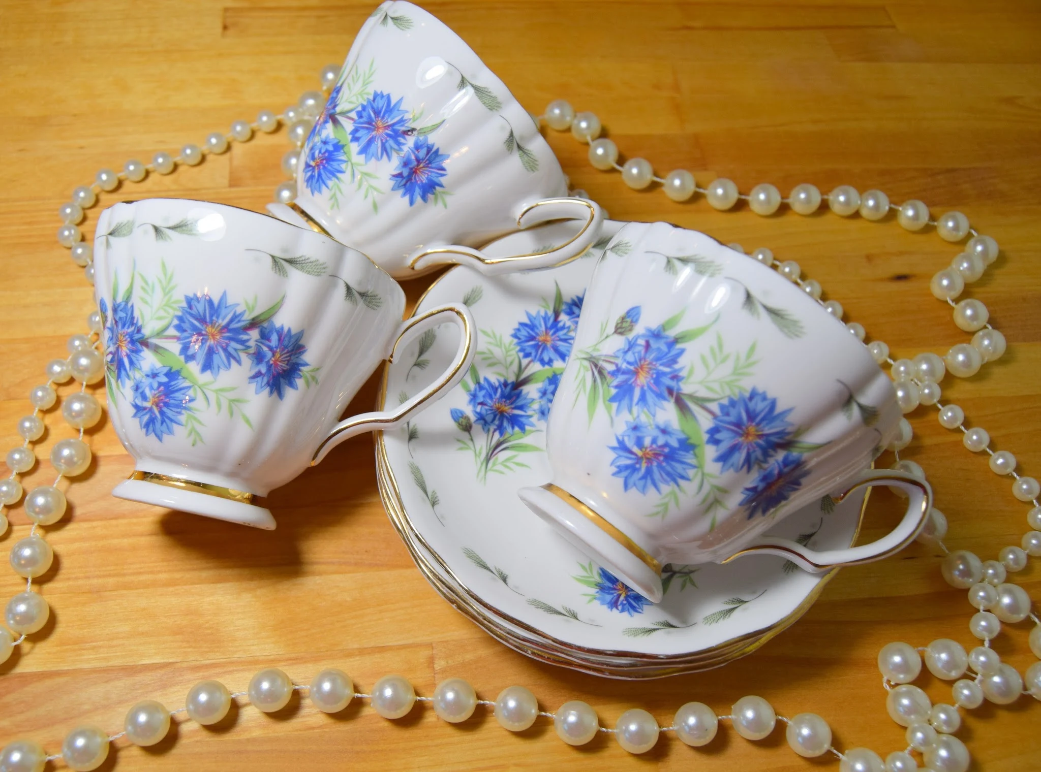 Shabby Chic Style China Cups And Pearls Real Pearls