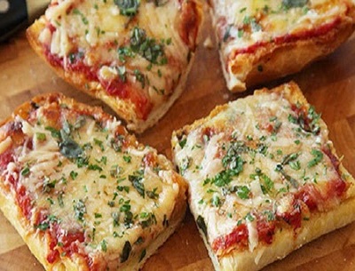 Resep Pizza Mini Dengan Roti Tawar Sederhana Enak 
