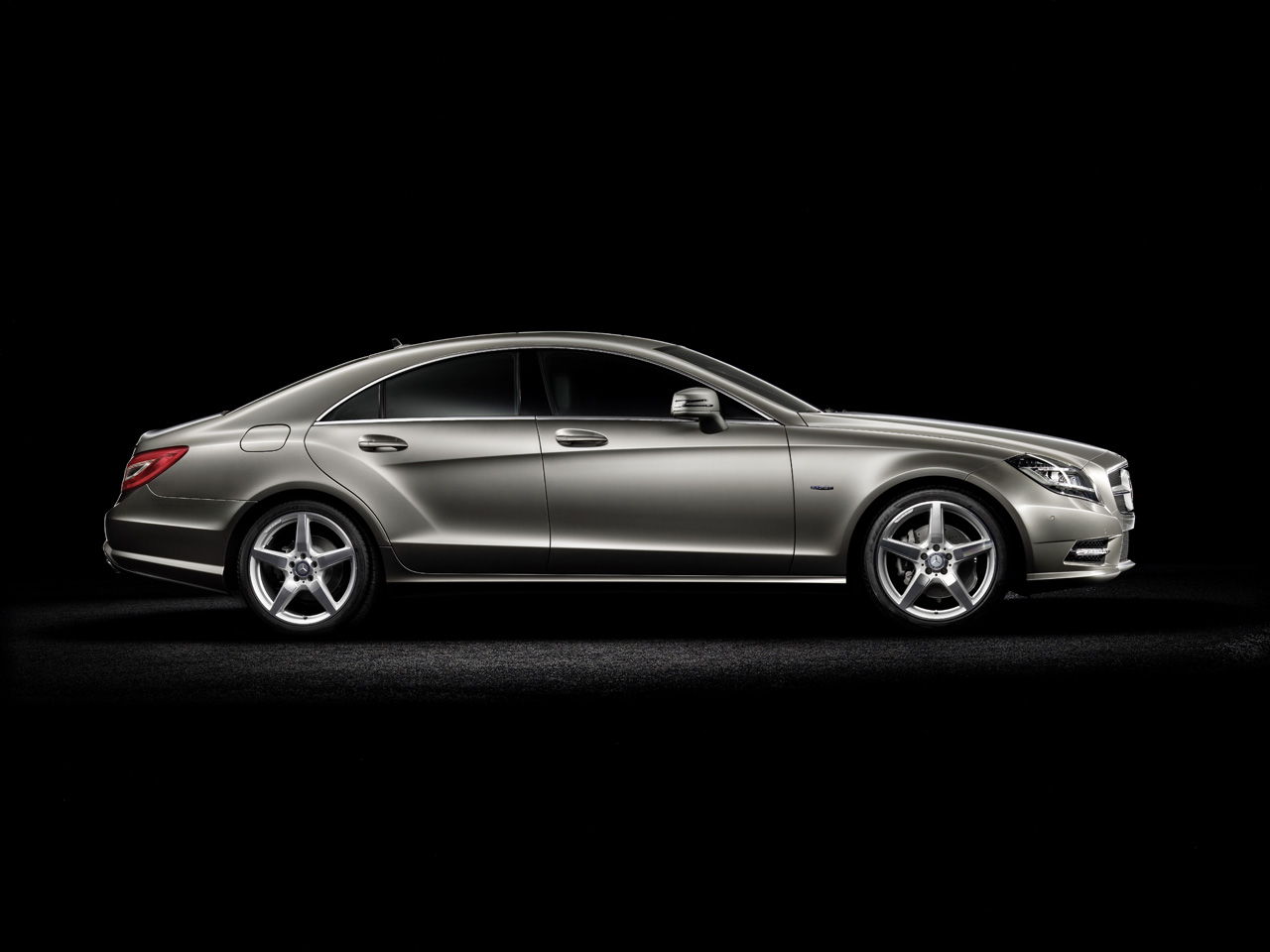 2012 Mercedes Benz CLS Review and Images and Specs title=