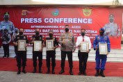 Bantu Ungkap Jaringan Narkoba Internasional, Kapolda Aceh Beri Penghargaan  Kasatpolairud Polres Aceh Timur