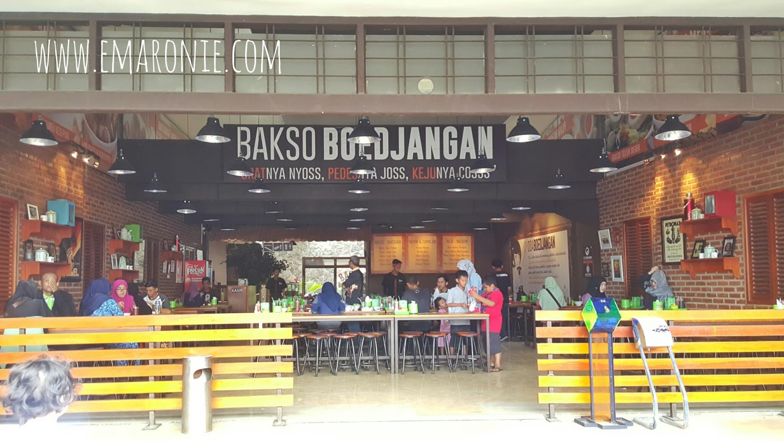 Konsep 52 Desain  Ruangan Warung  Bakso 