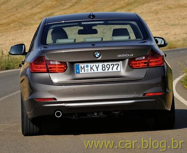 BMW Serie 3 2012 - traseira