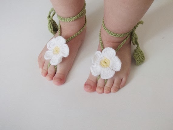 Cute Baby feet Display pics | Awesome dp