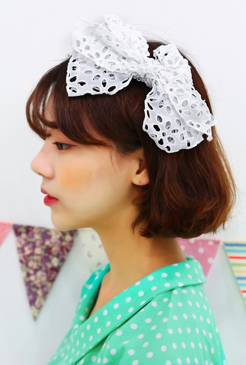 Eyelet Bow Hair Tie