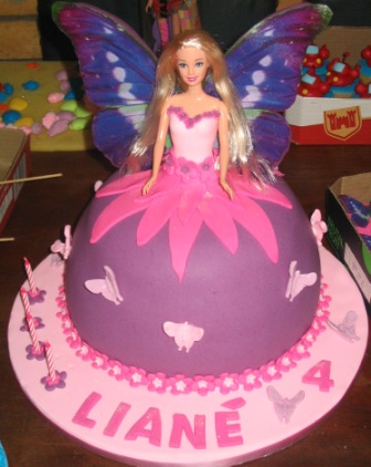Beautiful Birthday Cakes on Birthday Cake Party  Beautiful Barbie Cakes