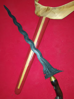 Keris Singo Barong Luk 13