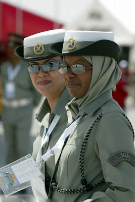 Beautiful Military Women Around the World