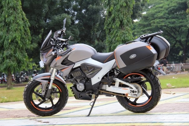  Modifikasi  New Honda Megapro FI 2014 Model Adventure  