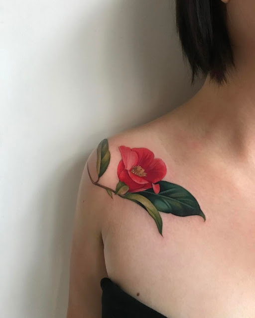 Tatuagens femininas delicadas - 100 ideias para inspirar vocês para a próxima tattoo