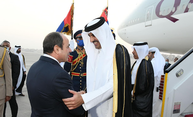 Abdel Fattah El-Sisi receiving Tamim in Cairo on Friday