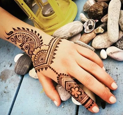 tutorial motif henna tangan sederhana