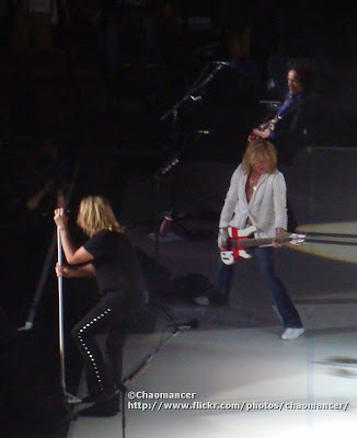 Joe Elliott, Rick Savage, and Vivian Campbell - Def Leppard - 2008