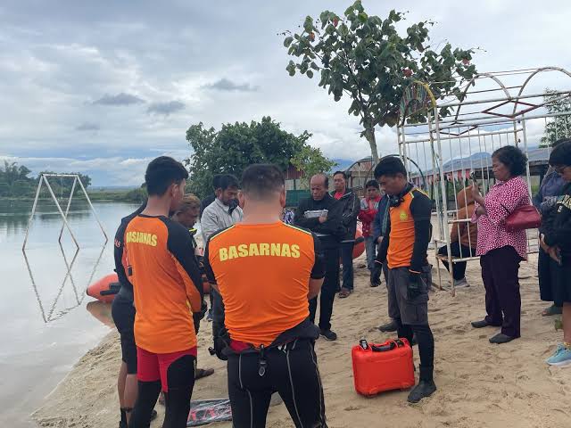 Wisatawan Asal Siantar Tenggelam di Danau Toba, Tim SAR Lakukan Pencarian