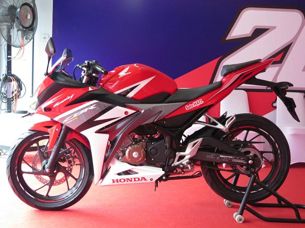 Honda CBR 150 Gallery picture