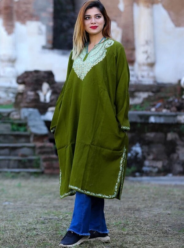 Pheran Kashmiri Dress