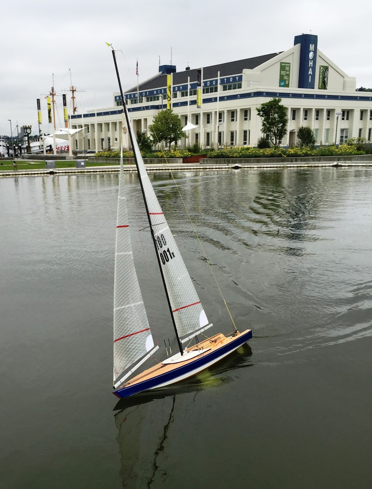 Star 45 rc sailboat Salish 475 rc sailboat