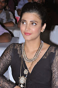 Shruti Haasan New photos-thumbnail-6