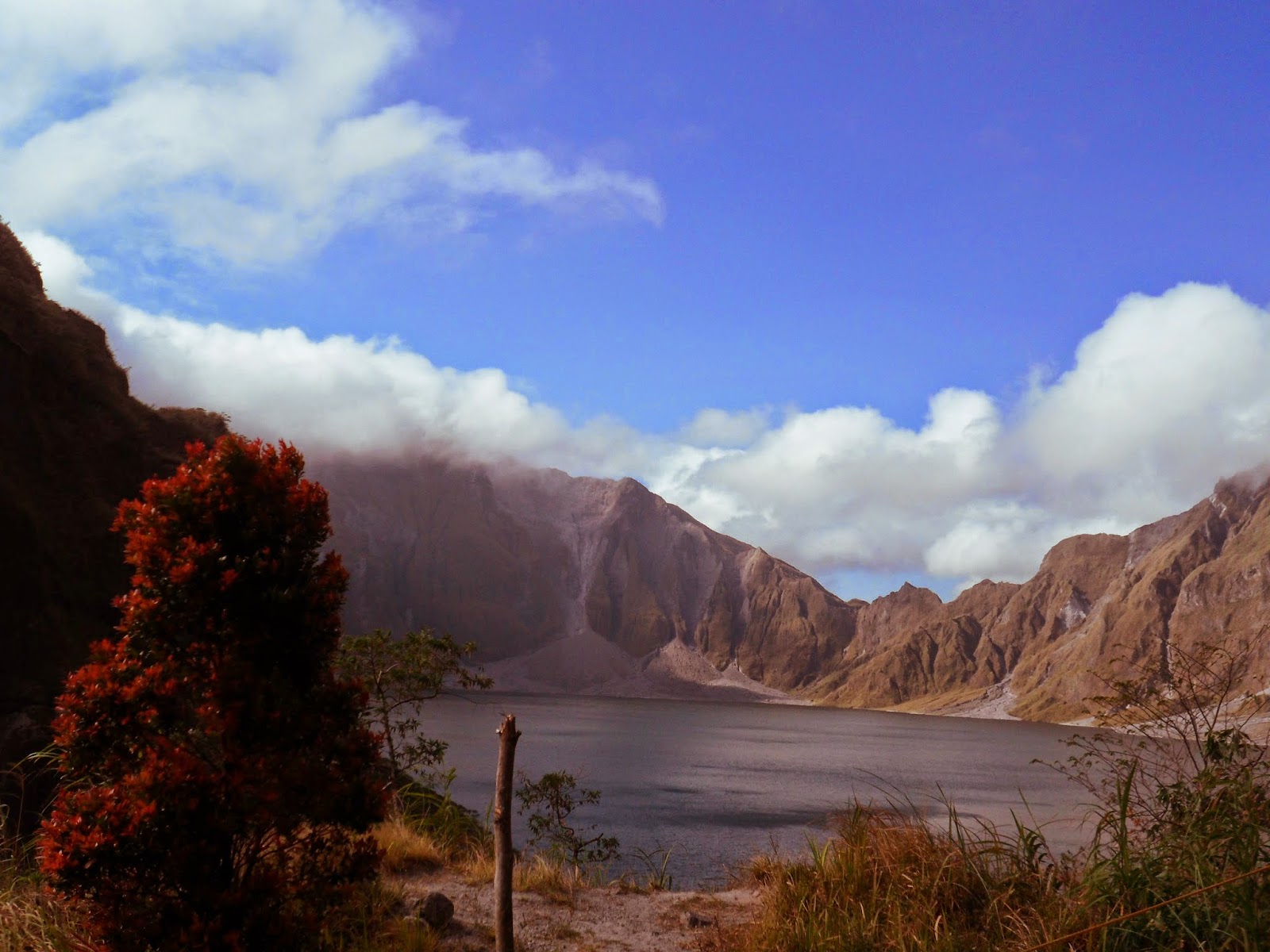 Mount Pinatubo crater lake