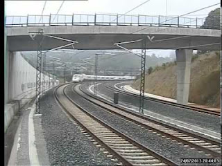 Imagens assustadoras do acidente ferróviario de Espanha (video)