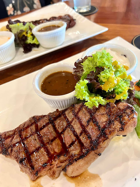 Anak Belanja Makan Di Me'Nate Steak Hub Johor Bahru
