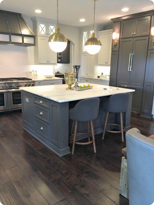 two tone kitchen cabinets