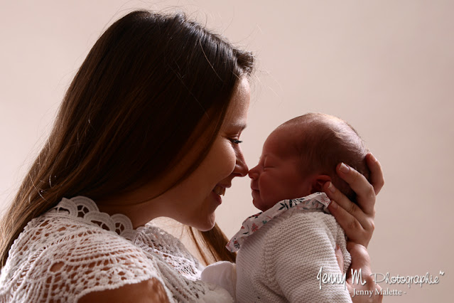 Photographe bébé Chantonnay Moutiers les mauxfaits La Rochelle 17