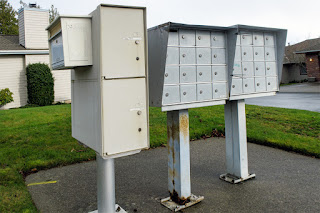 Old Creekside Circle Mailboxes