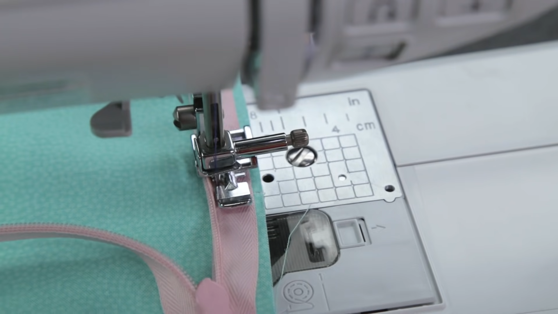 Sewing with an Invisible Zipper Foot