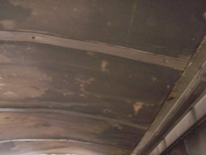 Cobertura do ponto de ônibus na Av. dos Bandeirantes, 5576. 