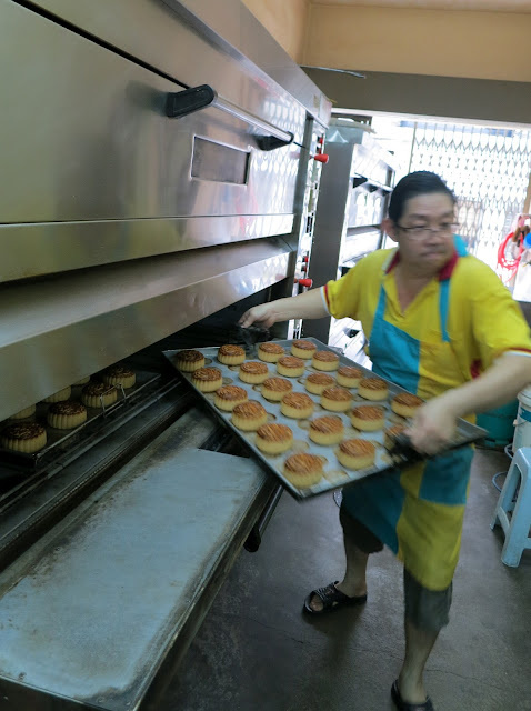 Tong-Huat-Mooncake-Bakery-东发