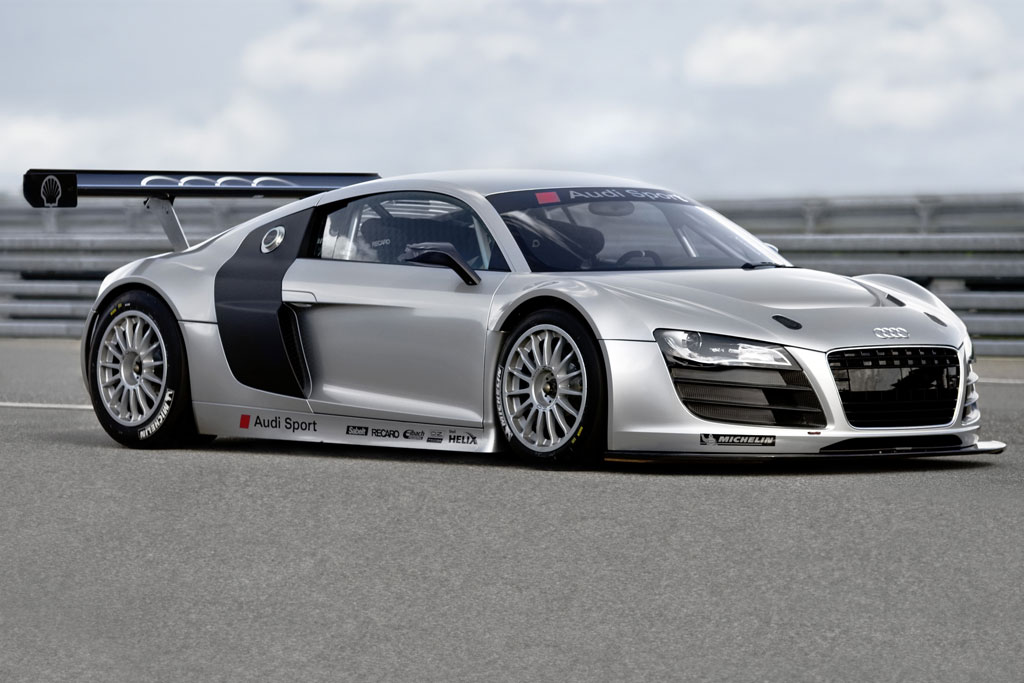 According to the Audi version GT3's R8 will develop 500 HP, 