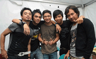 Foto Band Ungu