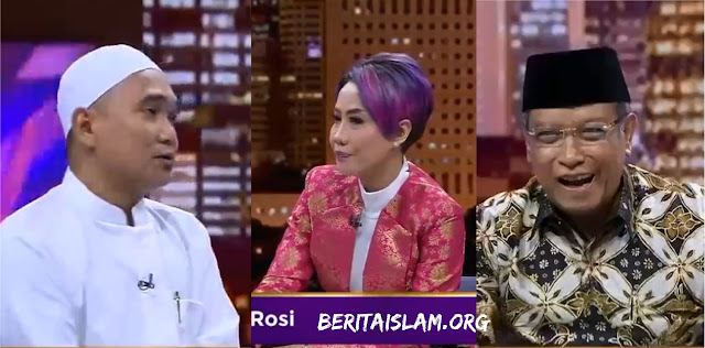 Gus Reza Ahmad Zahid di Rosi Ajak Sarungan