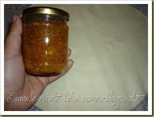 Strudel di pastasfoglia con marmellata di fichi e semi di sesamo (1)