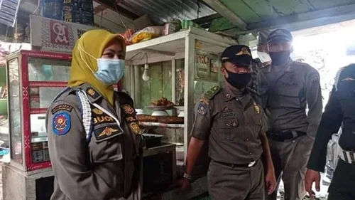 Warung Kelambu Digerebek Satpol PP Padang Panjang