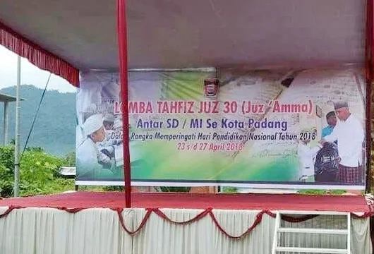 Pajang Spanduk Calon Petahana, Lomba Tahfiz 30 yang Digelar Pemko Padang Diduga Sarat Muatan Politik