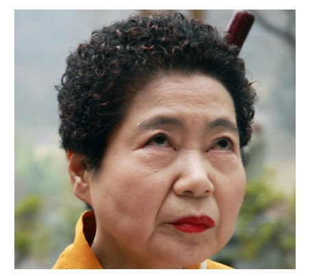 おばさんに見えないショート髪型の提案 髪技屋さんの髪ブログ おばさんに見えないショート髪型の提案 髪技屋さんの髪ブログ