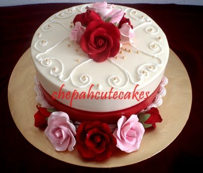che'pah Cute Cakes 2 tiers Pink Red Wedding Cake