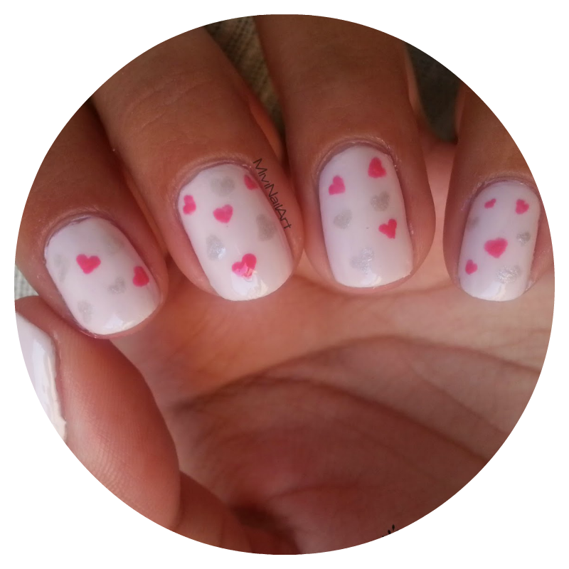 http://mivinailart.blogspot.com.es/2014/09/manicura-corazones-reto-puntos-mna.html