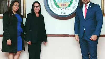 Joven oriunda del Municipio del Cabral provincia Barahona recibe credenciales que la acredita como miembro del prestigioso Colegio de Abogados de Puerto Rico.