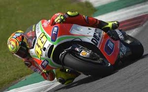 Rossi Pede, Lorenzo Optimistis