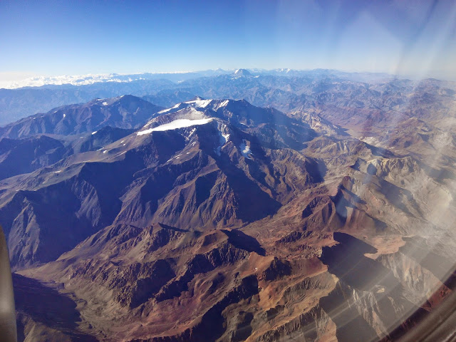 Los Andes desde el avión llegando a Chile